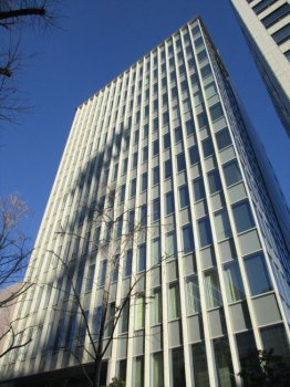 三菱UFJ信託銀行大阪ビル