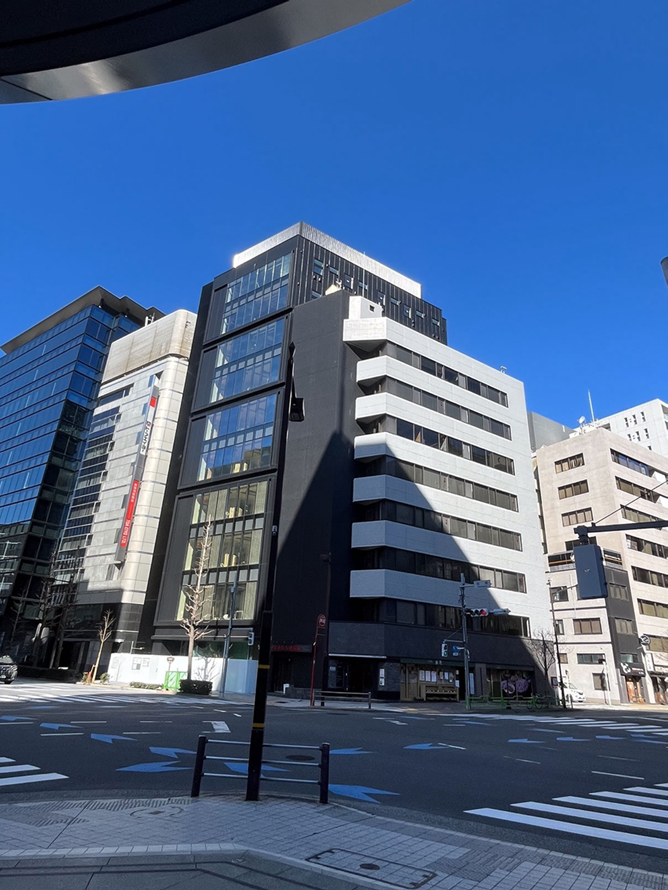一番手前がJPBASE京橋03