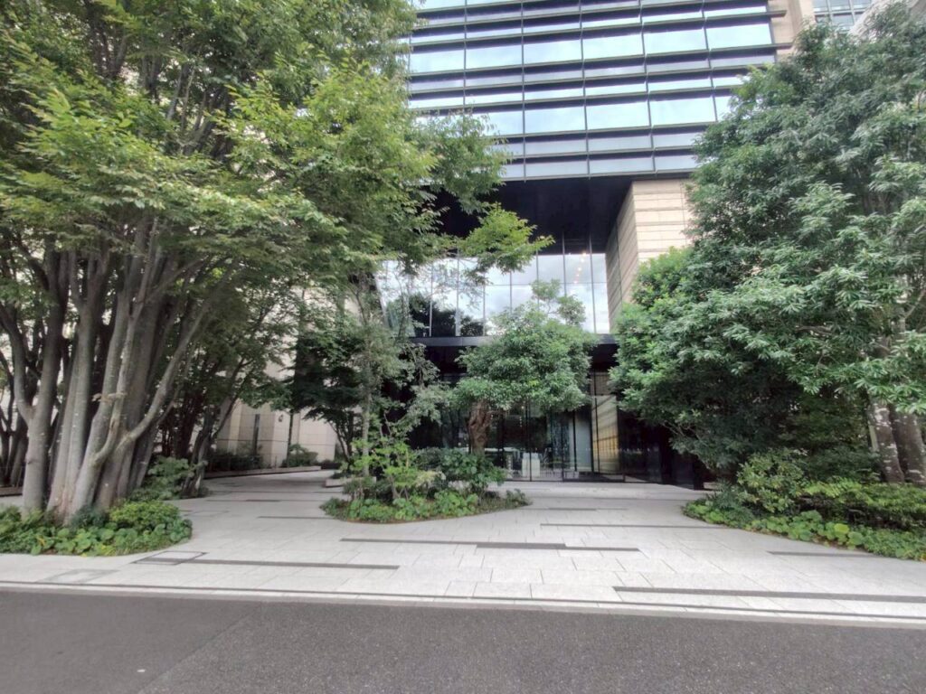 日比谷パークフロントの木々